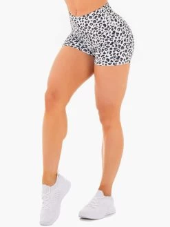 Adapt High Waisted Scrunch Shorts - Snow Leopard