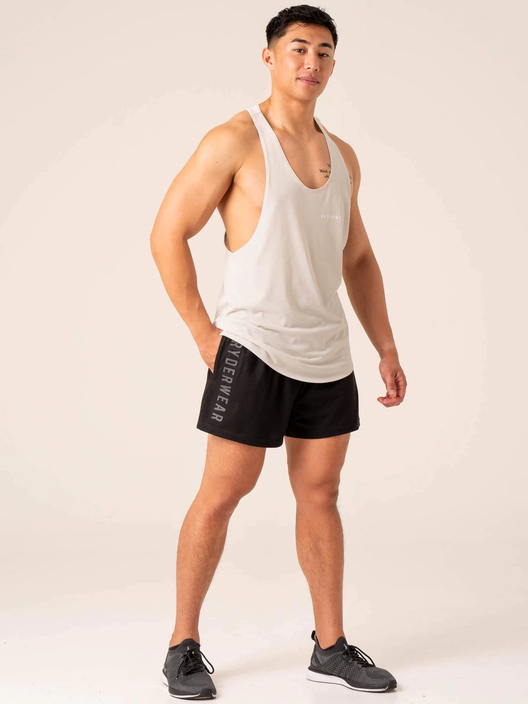 Advance Arnie Short - Black 5 Advance Arnie Short - Black - Image 5