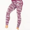 Camo Seamless High Waisted Leggings - Burgundy Camo