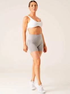 Evolve Seamless Shorts - Light Grey Marl 9 Evolve Seamless Shorts - Light Grey Marl -Ryderwear evolve scrunch seamless shorts light grey marl clothing ryderwear 835363 1080x