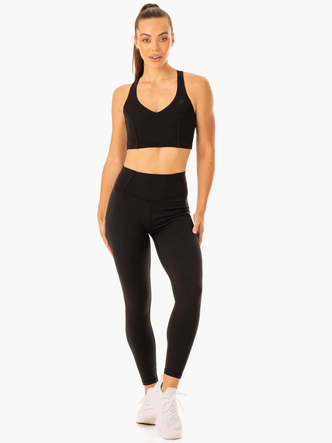 Form Sports Bra - Black 5 Form Sports Bra - Black - Image 5