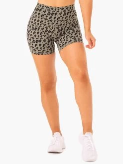 Hybrid Mid Length Shorts - Khaki Leopard