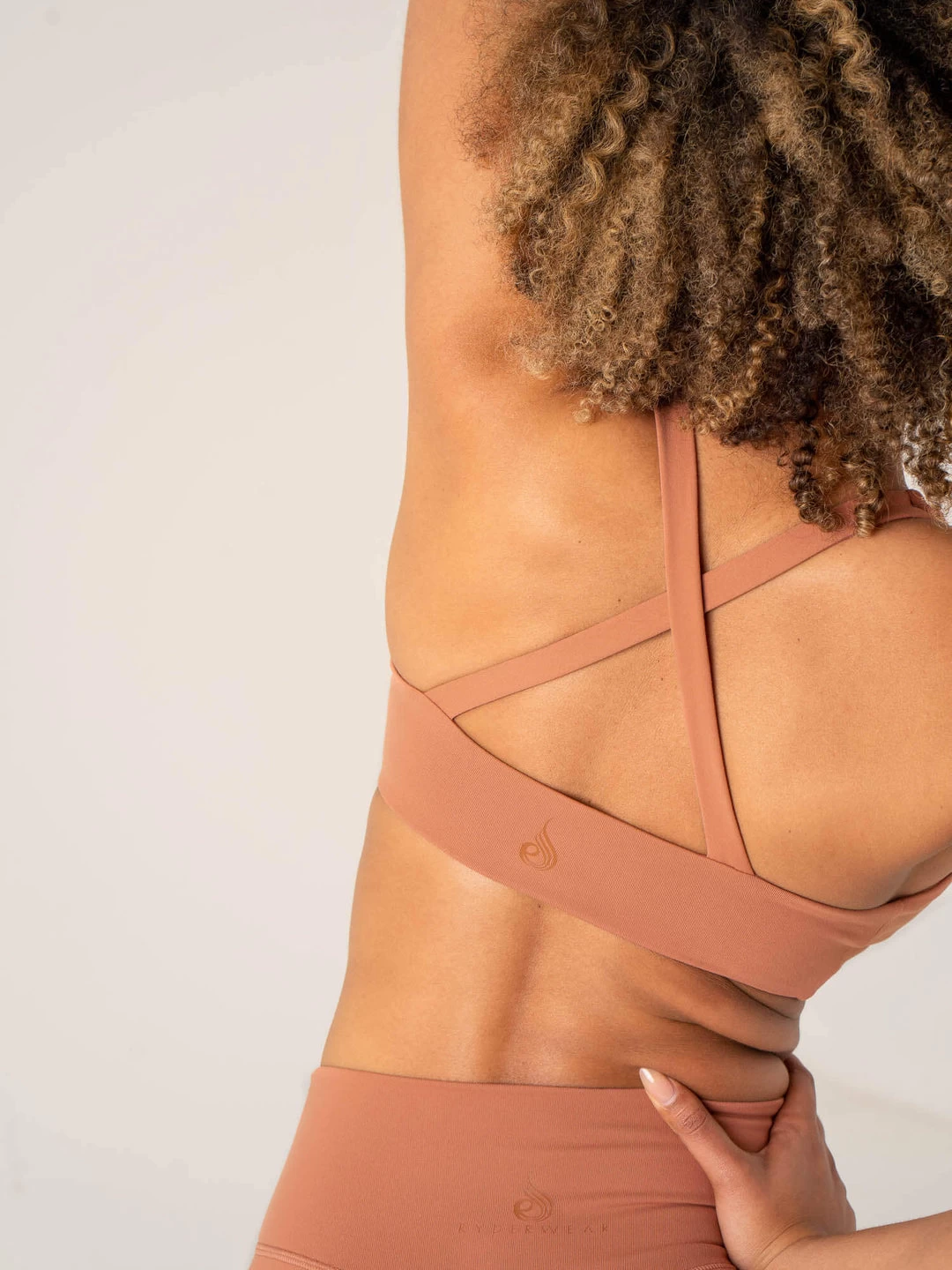 Momentum Twist Sports Bra - Clay 5 Momentum Twist Sports Bra - Clay - Image 5