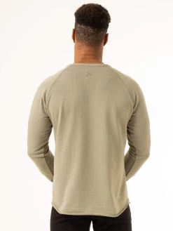 Overdrive Crew Neck - Sage Green 7 Overdrive Crew Neck - Sage Green -Ryderwear overdrive crew neck sage green clothing ryderwear 463307 1080x