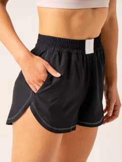 Stride Training Short - Black