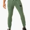 Vital Track Pant - Green